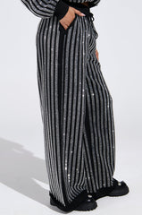 SPARKLE QUEEN WIDE LEG JOGGER