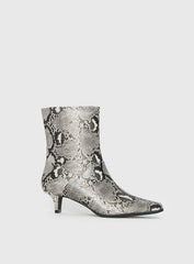 Therapy Shade Boots Black / White Snake