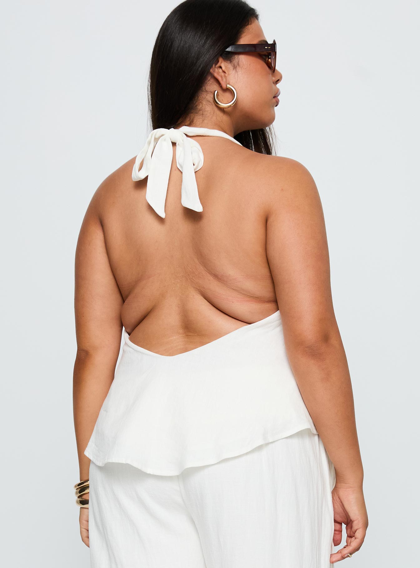 Aquaria Halter Linen Blend Top White Curve