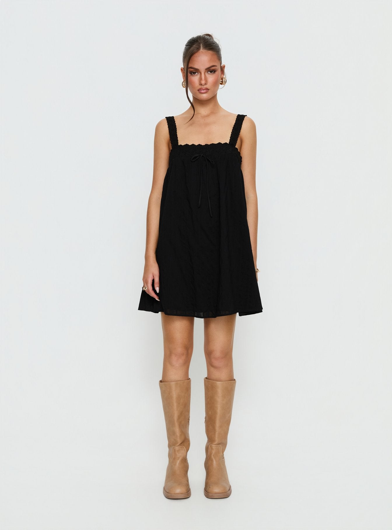Reason To Stay Lace Trim Floaty Mini Dress Black