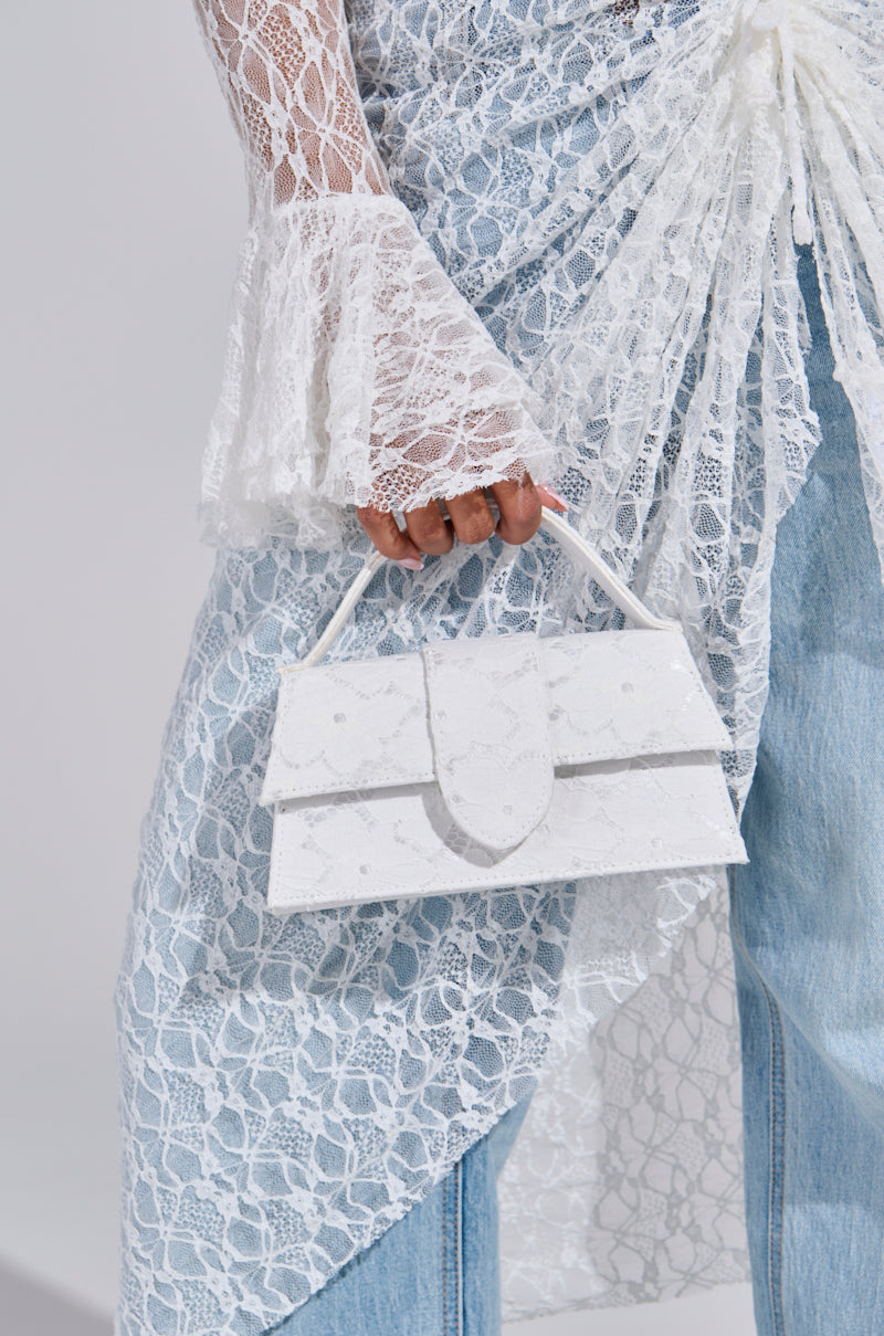 HONEYMOON LACE APPLIQUE BAG